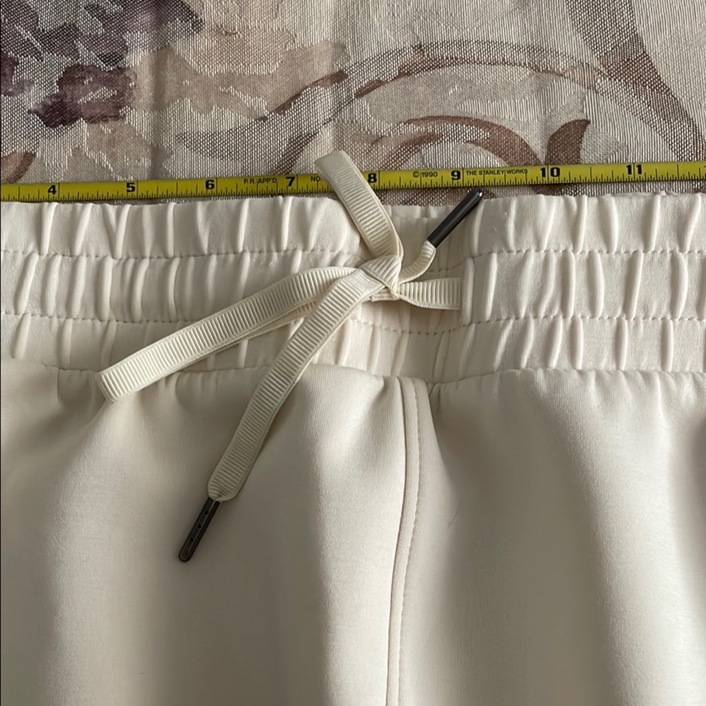 Members Mark Luxe Shorts with Elastic Waistband/ Drawstring, BNWOT - Picture 3 of 9